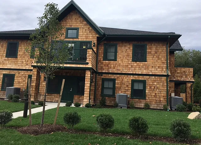 2 bed, 1009 sqft, $2,800 — Photo 1