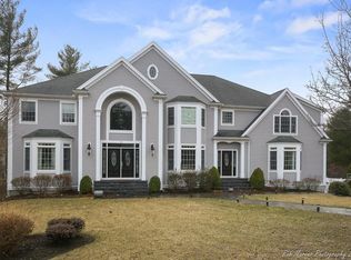 13 Pollock Dr, Middleton, MA 01949