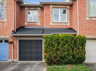 2064 Dunollie Cres, Ottawa, ON K2W1H6