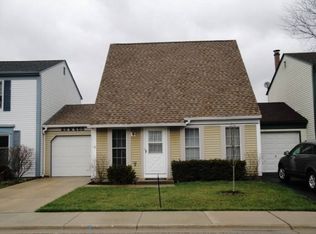 29W466 Hawthorne Ln, Warrenville, IL 60555