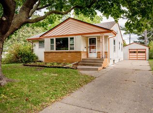 1304 Etna St, Saint Paul, MN 55106