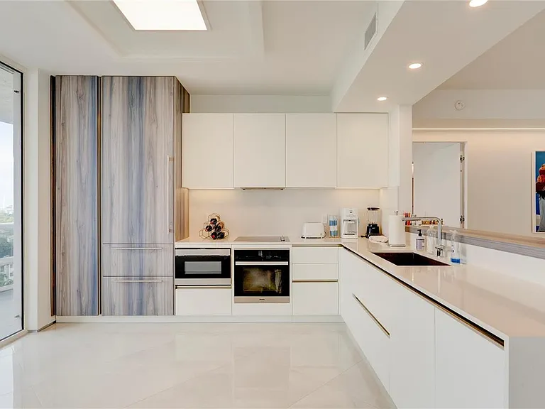 4240 Galt Ocean Dr #1006 — Photo 7