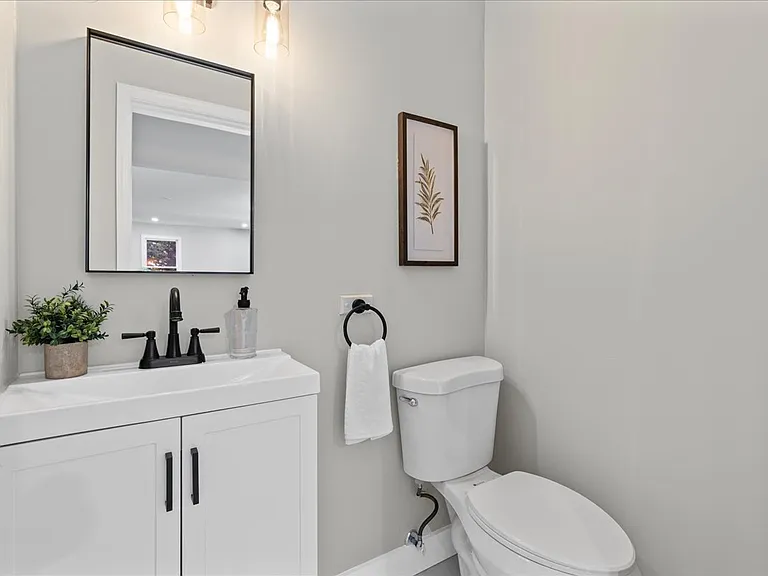68 Richter Rd — Photo 18