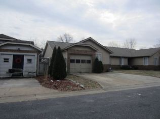 472 Springmont Ct, Newport News, VA 23608
