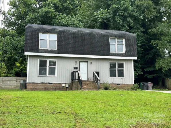 5504 Ilford St, Charlotte, NC 28215