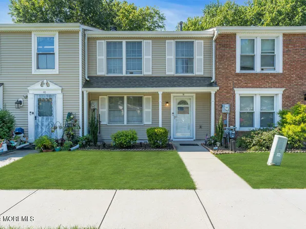 39 Beechwood Court, Monmouth Junction, NJ 08852