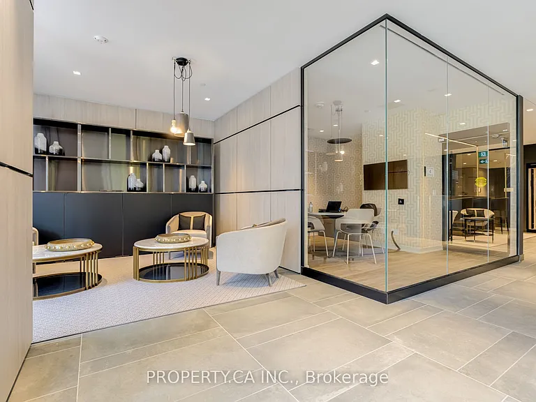 319 Jarvis St #LPH16 — Photo 44