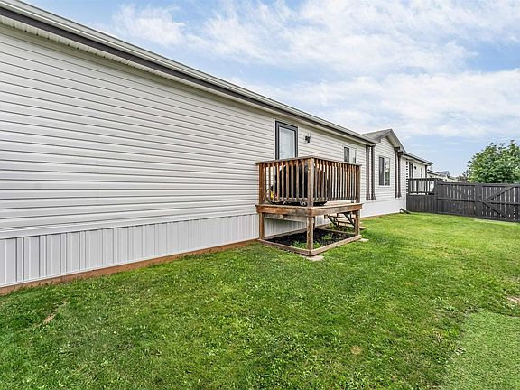 2nd image of 3400 Lakeview Poin E