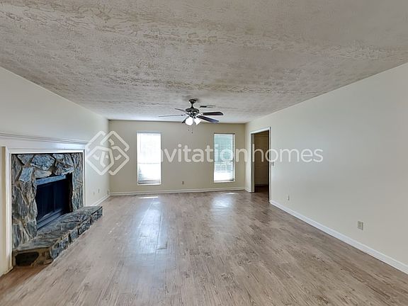 4th image of 3158 Jessica Dr