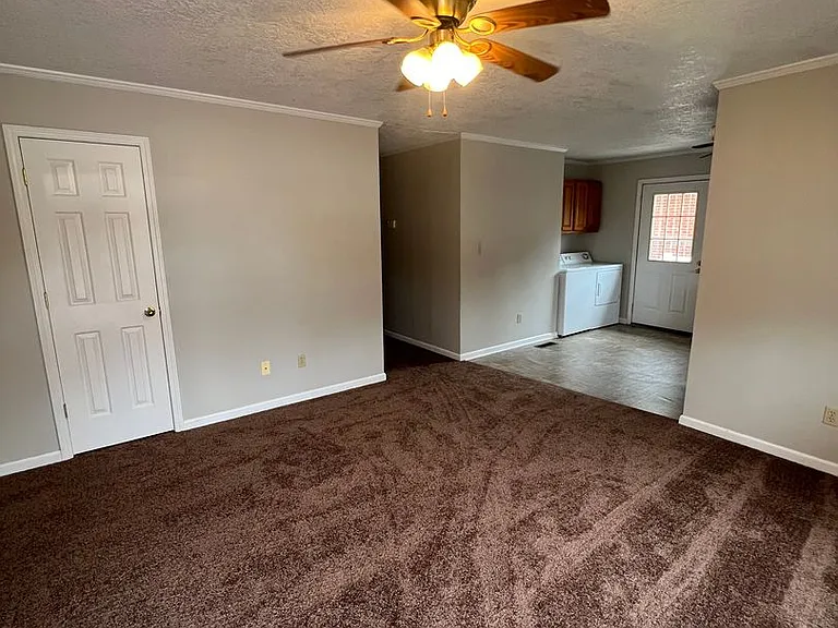 579 Baker Rd — Photo 4