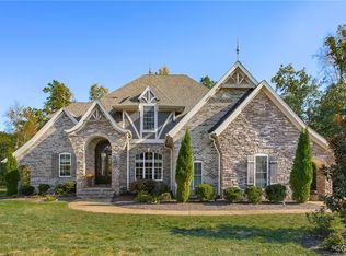 2013 Tulip Hill Dr, Midlothian, VA 23112