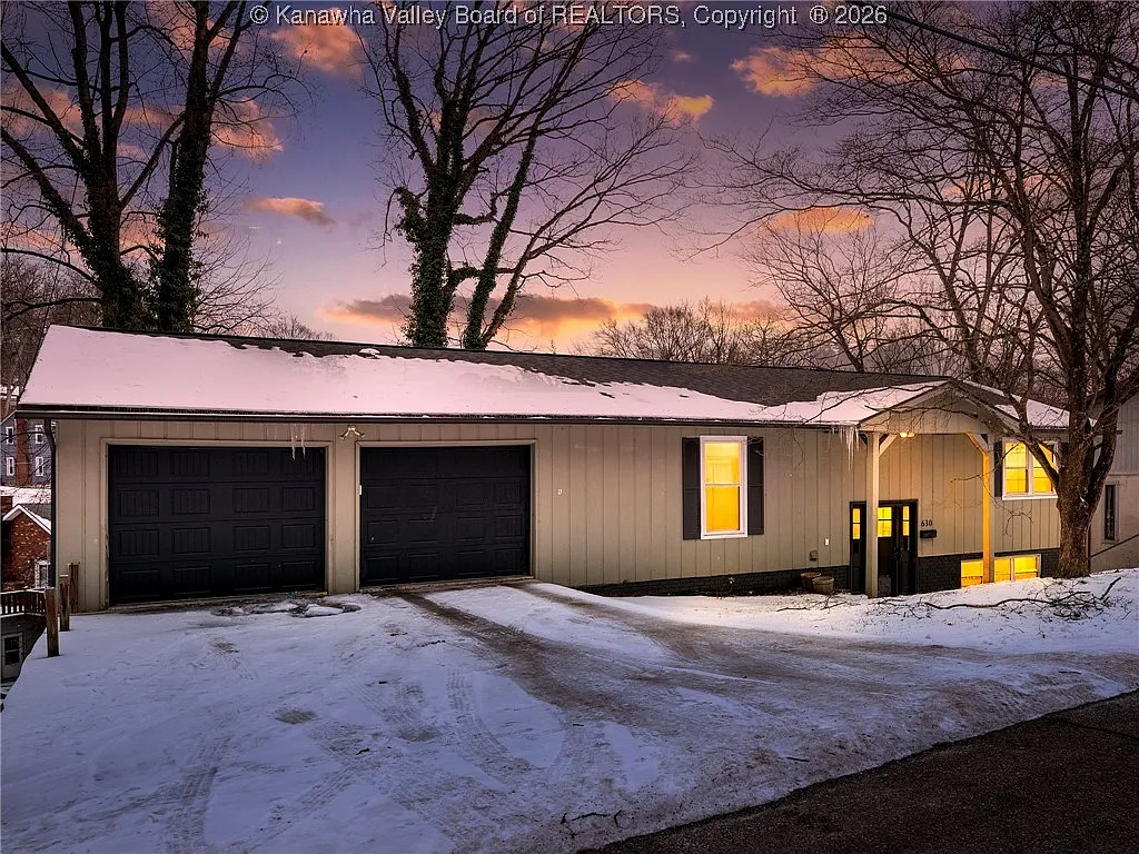 630 Jane St photo 1