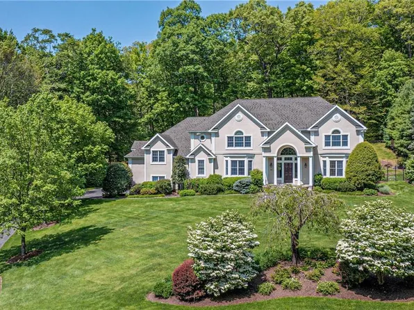 24 Fieldstone Drive, Katonah, NY 10536