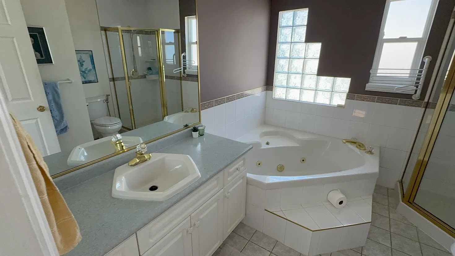 4 bed, 2100 sqft, $6,695 — Photo 1