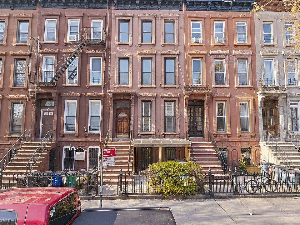 1st image of 487 Hancock St
