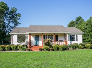 11730 Farmville Rd, Meherrin, VA 23954