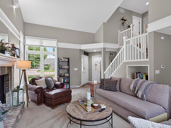 4th image of 1121 HEARTHSTONE PLACE
