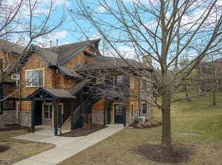 8 Maple Cres UNIT 13, Vernon, NJ 07462