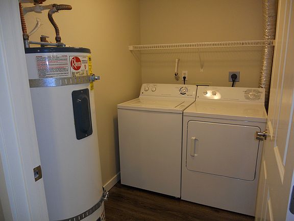Full Size laundry in home