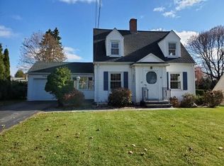 68 Brattle St, Worcester, MA 01606