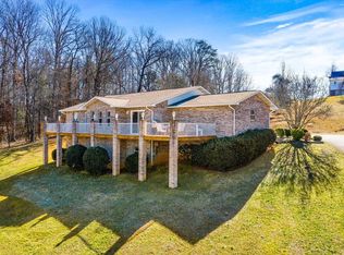 1204 Barton Fields Dr, Sevierville, TN 37862