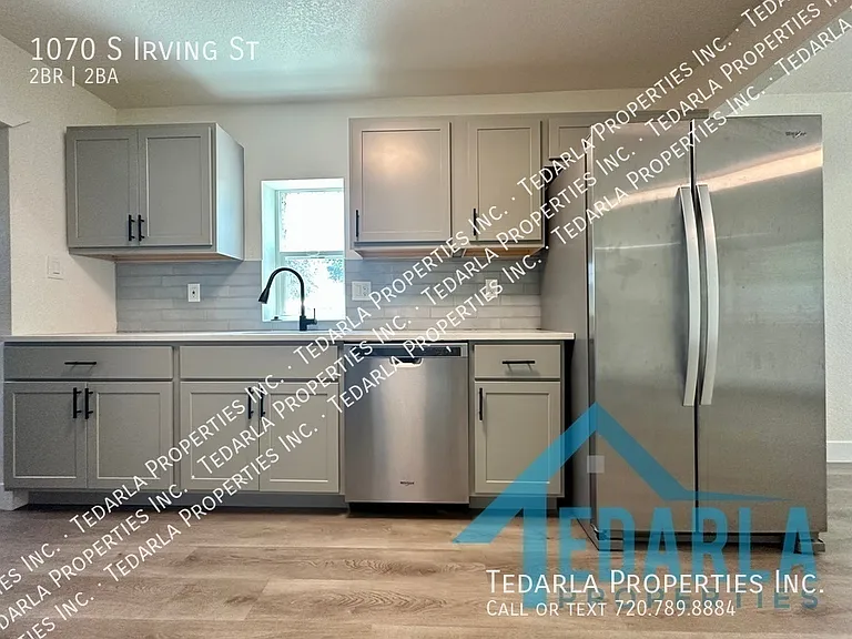 1070 S Irving St — Photo 5