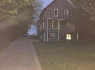 922 Center St, Lansing, MI 48906