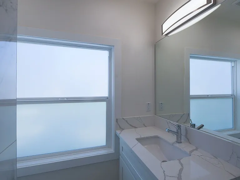 2811 Menlo Ave — Photo 34