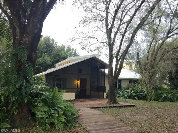 3951 Williamson Rd, Fort Myers, FL 33905