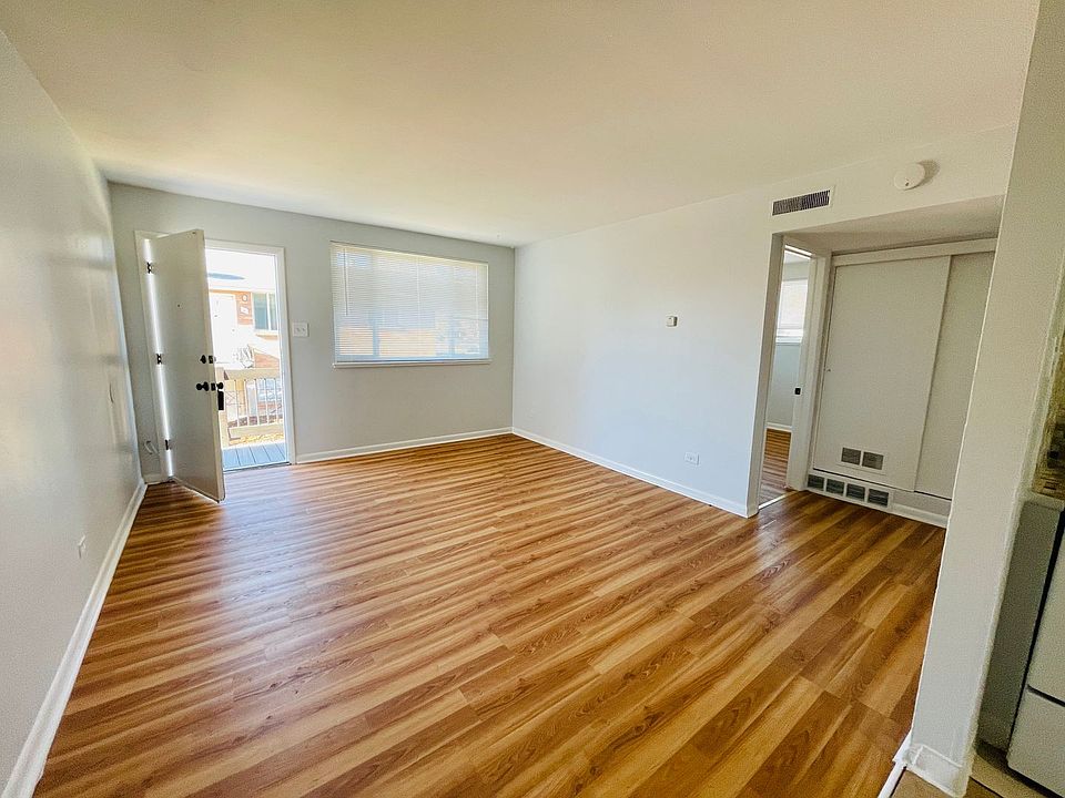1st image of 5340 W 3rd Pl APT 1