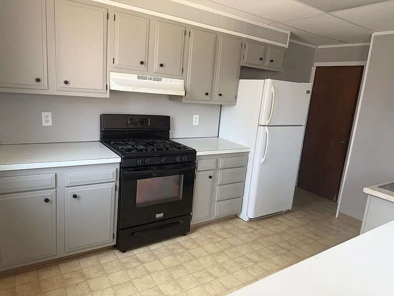 4301 Chippendale Ave — Photo 2