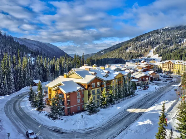 3190 Creekside Way #215, Sun Peaks Mountain, BC V0E 5N0