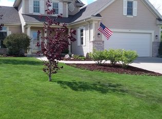 1618 Sunnyslope Dr N, Racine, WI 53406