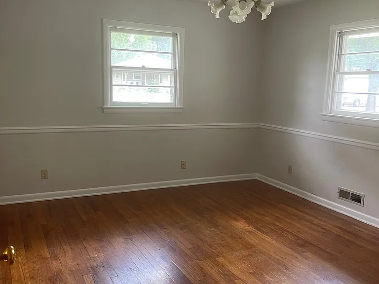 3516 Constance Dr — Photo 4