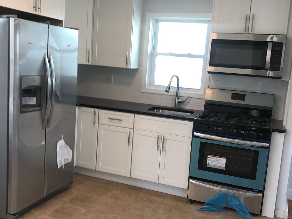 1st image of 11716 232nd St