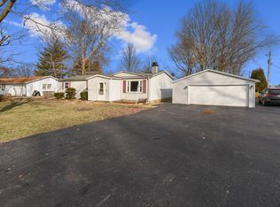 1636 County Road 500 E Rd, Bondville, IL 61815