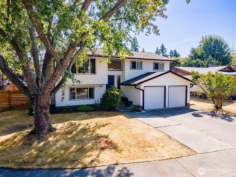 3rd image of 4911 SW 324th Place