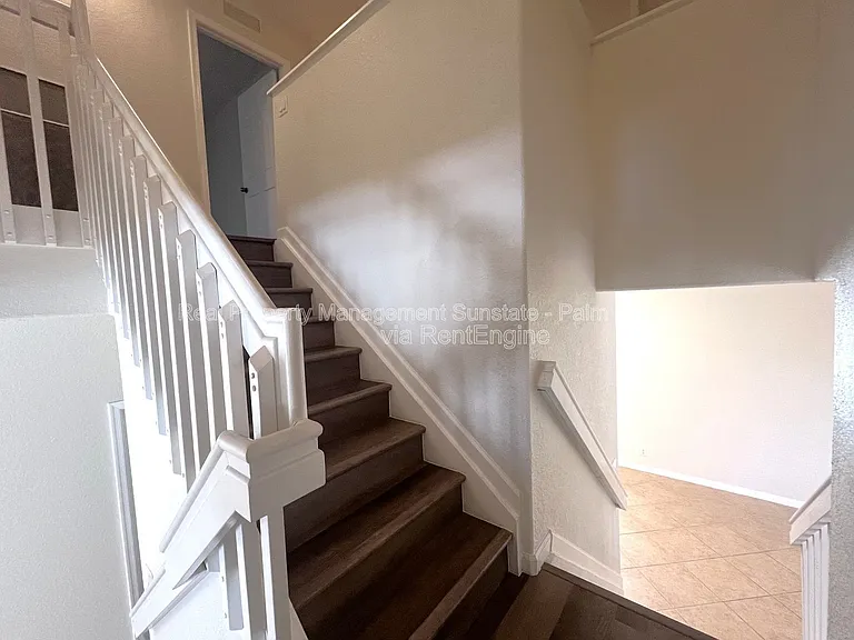 6786 Aliso Ave — Photo 15