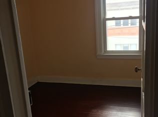 43 Schuyler St, Amsterdam, NY 12010
