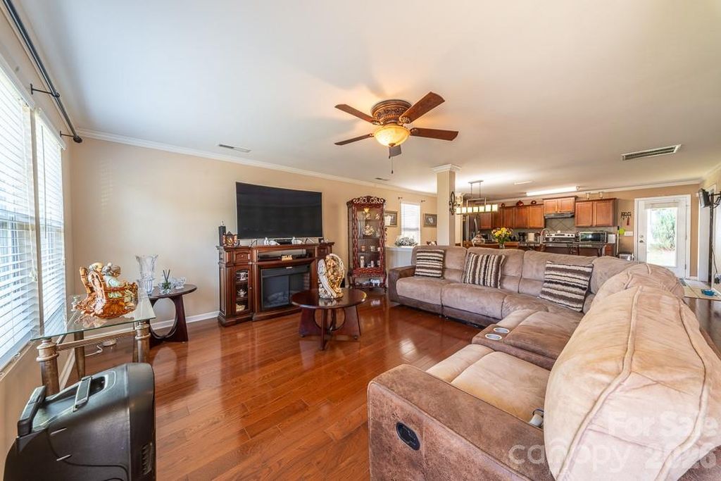 908 Sherman St, Gastonia, NC - View 5