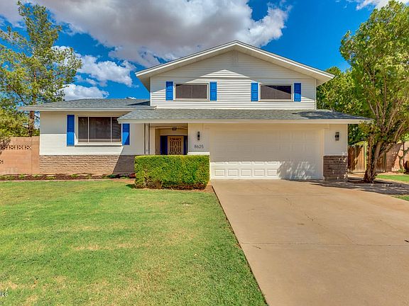 INVITING CURB APPEAL