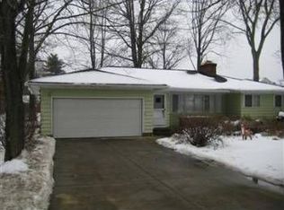 15401 Whitney Rd, Strongsville, OH 44136