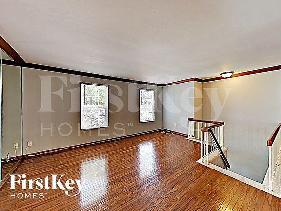 2nd image of 7011 Blue Mountain Dr
