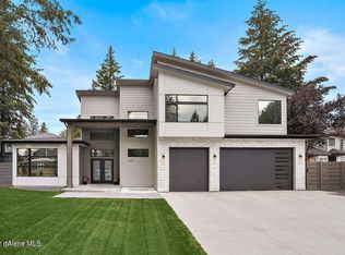 8285 N Uplands Dr, Hayden Lake, ID 83835