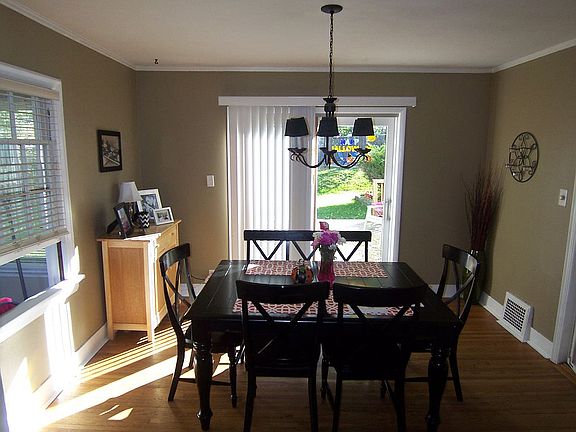 3rd image of 3020 McDonald St
