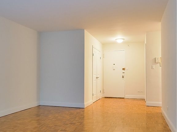 5th image of 540 Saint Johns Pl #A