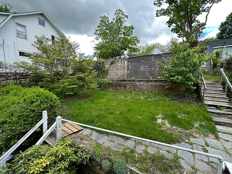 216 William St #2 — Photo 2