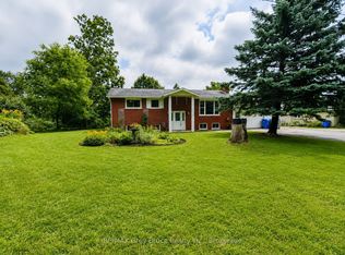 105 Maple Grove Ln, Georgian Bluffs, ON N4K0G2