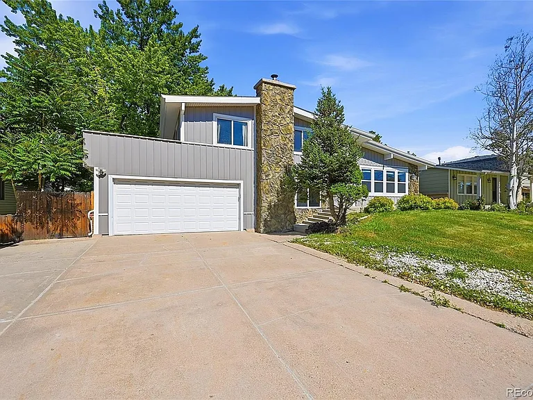 9547 W Kentucky Dr — Photo 3