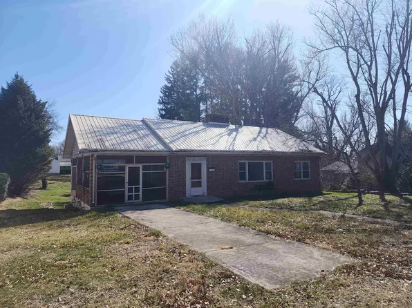 406 5th St, Radford, VA 24141
